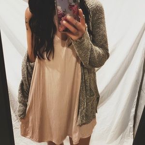 flowy pink vneck dress